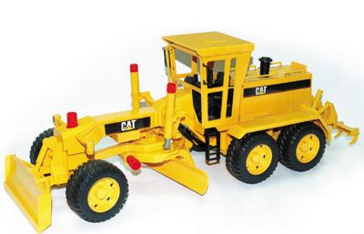 这些玩具卡车和拖拉机由bruderspielwaren公司在位于德国fürth的工厂